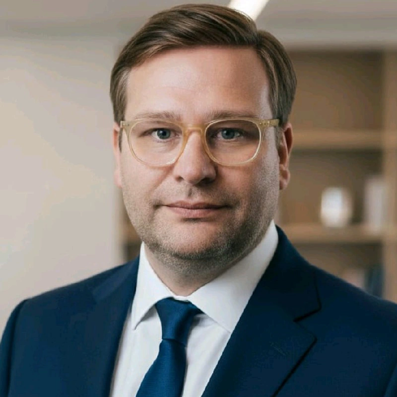 Daniel Olivares